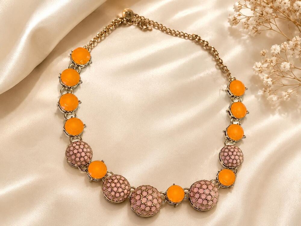 Vintage Liz Claiborne Pink Orange Bubble Disc Necklace 

Gold Tone Statement